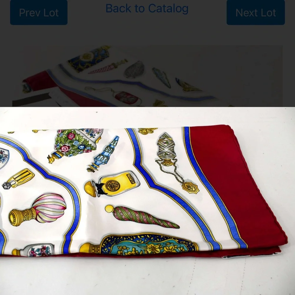 Authentic Hermès Silk Scarf in Red, Blue and Gold Floral Frame with COA. - Picture 8 of 10